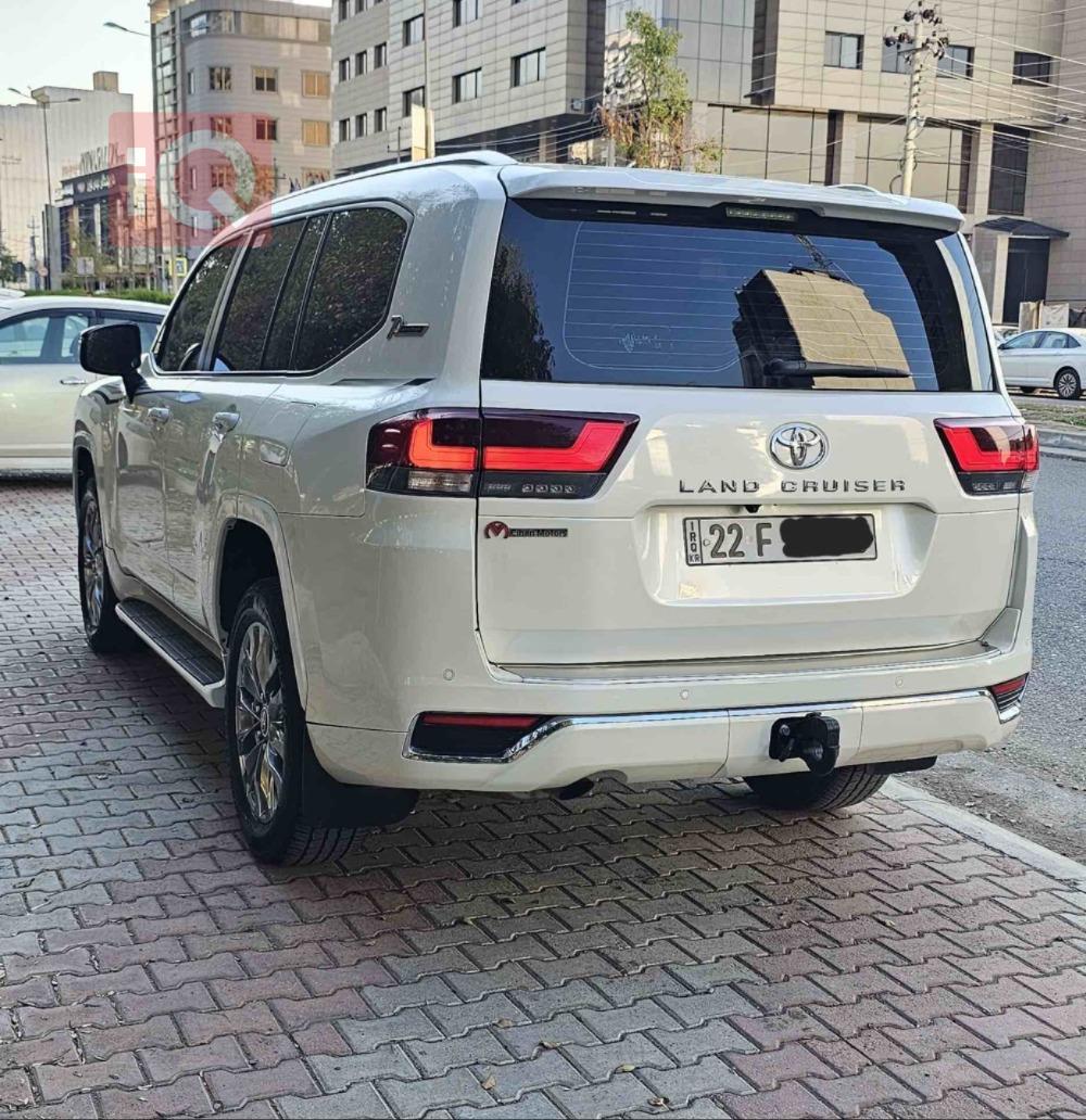 تويوتا لاندكروزر